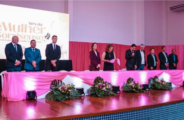 Câmara de Sorriso empossa membros da Procuradoria da Mulher e entrega o Certificado Mulher Sorrisense