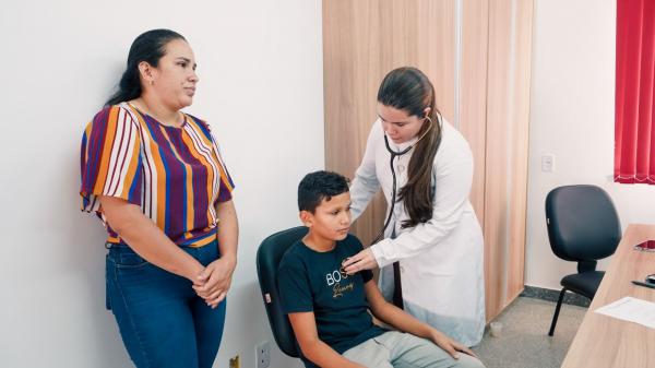 Alunos do Bombeiros do Futuro passam por avaliação clínica